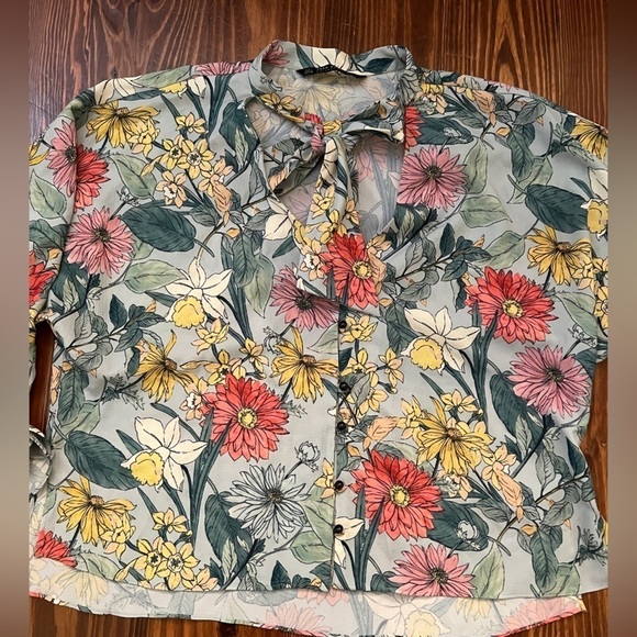 ZARA Basic Collection Green Floral Bow Blouse - Picture 7 of 9
